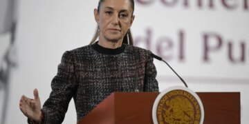 Presidenta do México doa quase R$ 6 mil de sua conta pessoal para ajudar Cuba