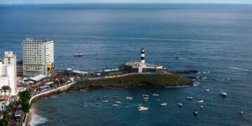 Capital baiana completa 477 anos no domingo, encantando visitantes