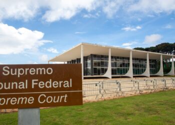 Decisão do STF permite penduricalhos de até 70% acima do teto