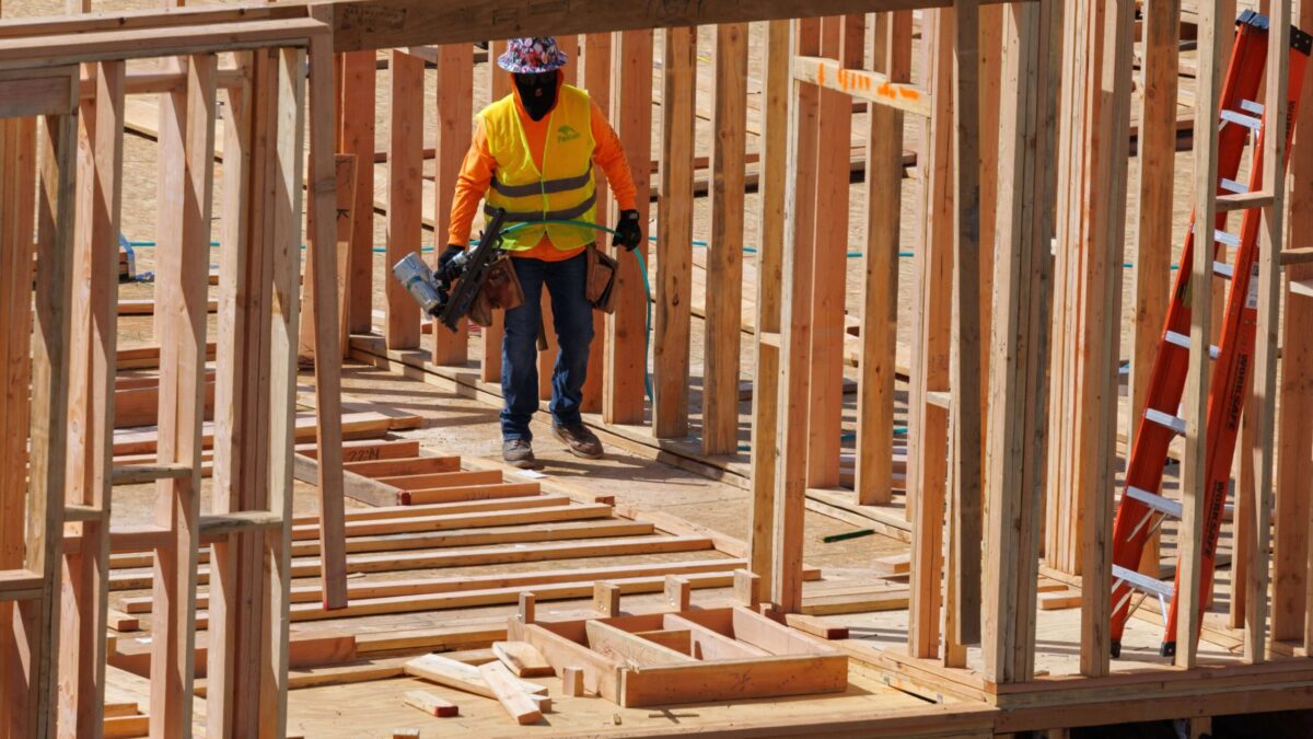 Gastos com construção nos EUA têm queda inesperada em janeiro