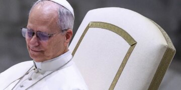 Papa Leão lamenta que guerra contra Irã "esteja cada vez pior"