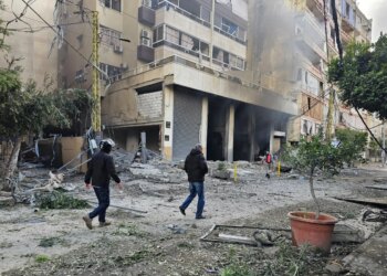 Irã e Israel prosseguem com ataques; EUA cogitam operação terrestre