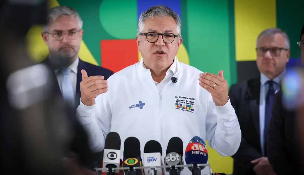 Brasil monitora impacto da guerra do Irã na distribuição de medicamentos