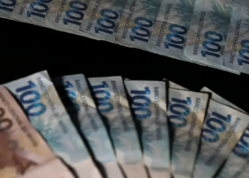 Crédito consignado privado cai 22,5% em fevereiro e juros sobem para 59,4%