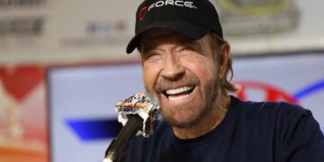 Morre aos 86 anos o ator Chuck Norris