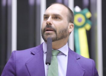 Moraes marca interrogatório de Eduardo Bolsonaro em ação por obstrução de Justiça e coação