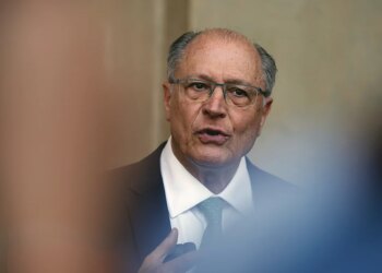 Geraldo Alckmin anuncia saída do Ministério do Desenvolvimento em 2 de abril