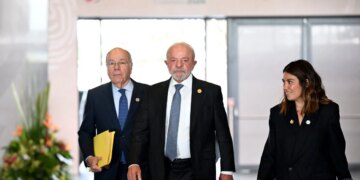 Lula critica ‘neoextrativismo’ e diz que potências agem como ‘donas do mundo’