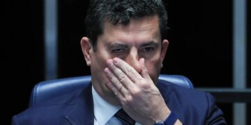 Lindbergh aciona o STF após Moro insinuar que vitória de Lula em 2022 foi ilegítima