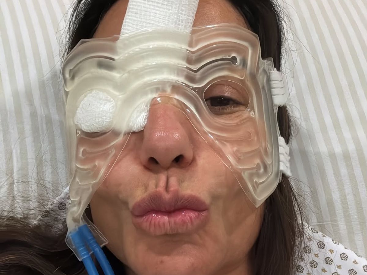 Ivete Sangalo mostra bom humor após cirurgia no rosto e brinca: “Cabeça de gelo”