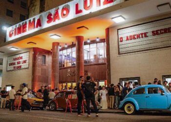 Cinema São Luiz, em Recife, reúne torcida para Oscar 2026
