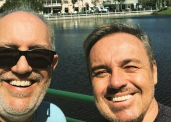 Ex-diretor do Gugu detona novo Viva a Noite: ‘Constrangedor’