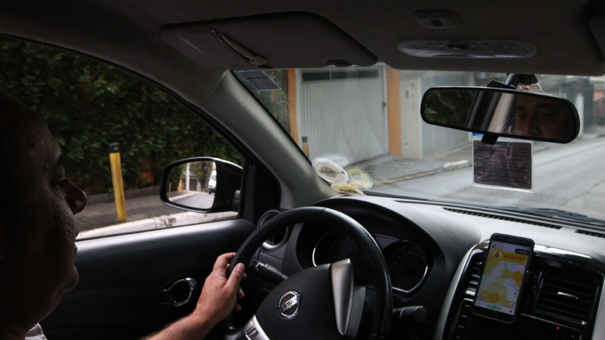 Aplicativos deverão detalhar custos das corridas aos consumidores