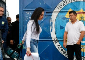 Juíza manda soltar Monique Medeiros, mãe de Henry Borel