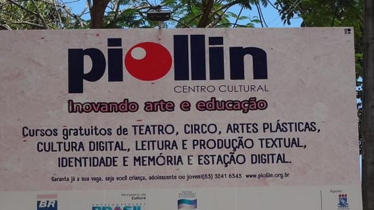 Centro cultural forma jovens artistas em João Pessoa