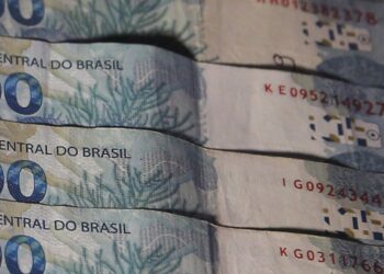 Governo bloqueia R$ 1,6 bilhão do Orçamento de 2026