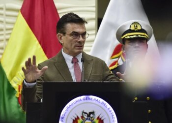 Bolívia e agência antidrogas dos EUA retomam investigações conjuntas sobre narcotráfico após 18 anos