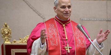 ‘Estamos nos tornando indiferentes à violência’, alerta Papa Leão XIV