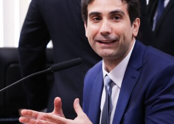 Orientação era investigar qualquer um, “sem pirotecnia, diz Galípolo