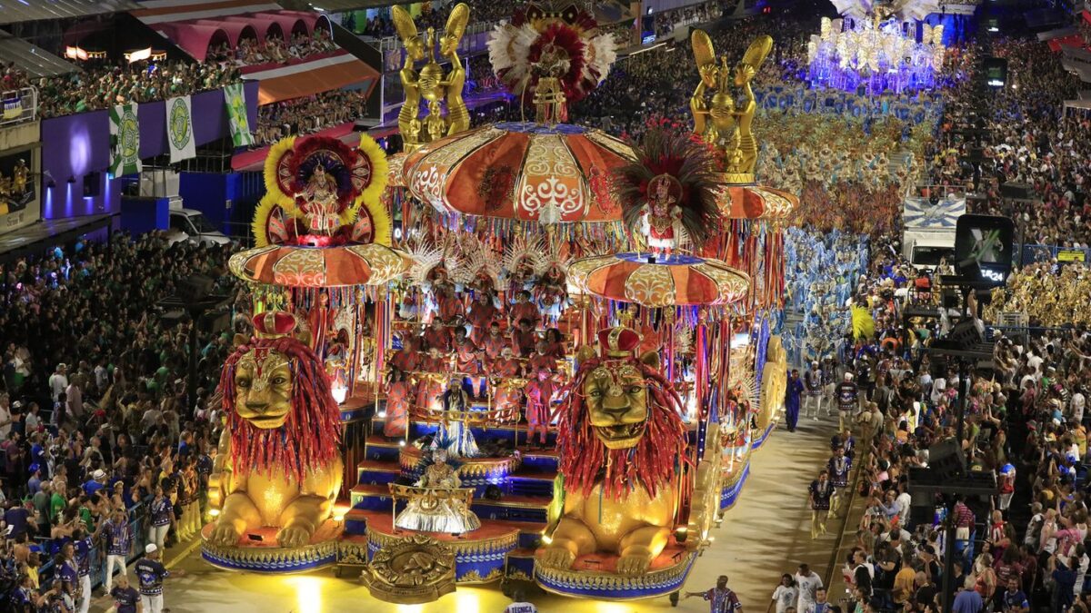 Número de escolas de samba no Grupo Especial do Rio vai aumentar