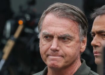 PGR dá aval para Bolsonaro fazer cirurgia no ombro