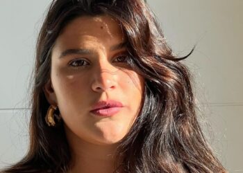 “Recebo hate direto pelo meu corpo”, desabafa Giulia Costa