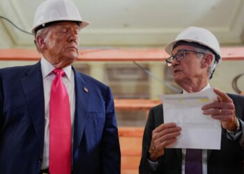 Powell vai ou fica? Entenda como o Fed pode ter cenário de “dois Papas”