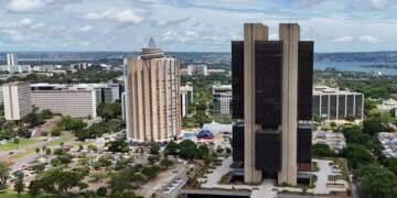 CMN aperta regra para bancos captarem recursos com garantia do FGC