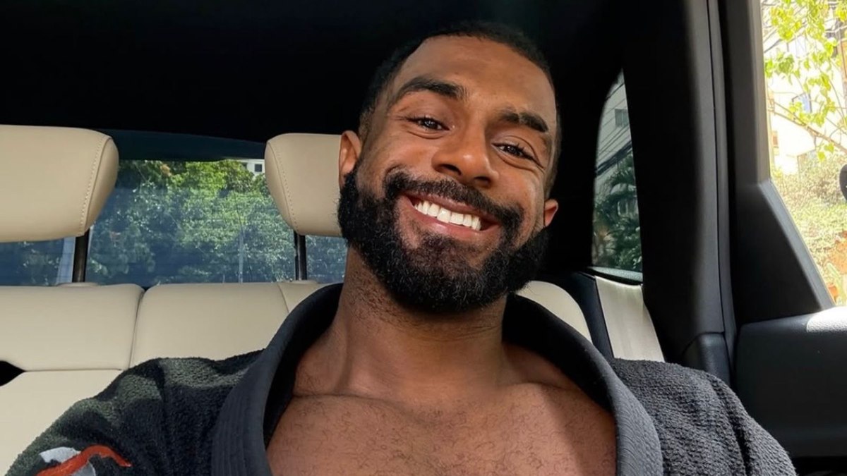 Baco Exu do Blues fala sobre autoestima após ser chamado de feio