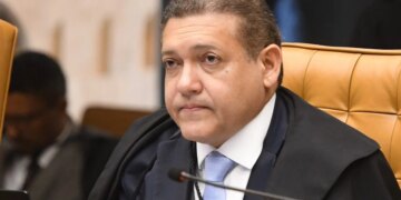 Nunes Marques confirma viagem em avião de empresa ligada a Vorcaro