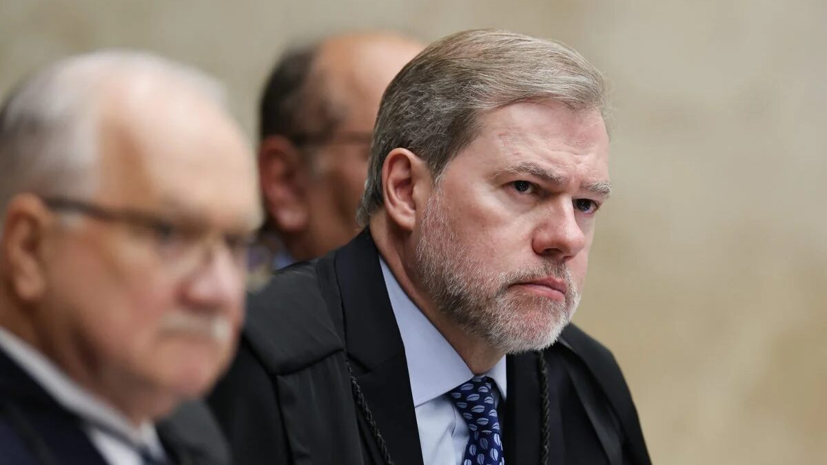 Toffoli repudia relatório de CPI e defende cassar quem ataca instituições