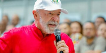 Em Salvador, Lula exibe força política e intensifica agenda para conter desgaste no Nordeste