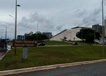 Nelson Maravalhas está em nova mostra do Metrópoles no Teatro Nacional