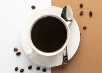 Dia do Café: preços aliviam em 2026, mas cafezinho segue caro fora de casa