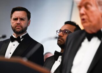 Atirador teria como alvo funcionários de Trump, diz procurador-geral dos EUA
