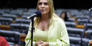 Nova governadora do DF diz que conversou com Durigan sobre soluções para o BRB