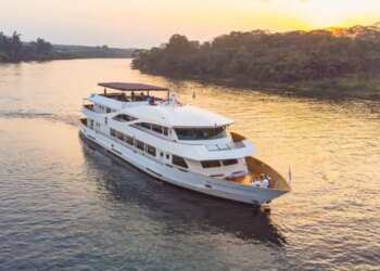 Como funciona o cruzeiro no Rio Tietê, em Barra Bonita