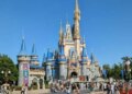 Disney lança ingresso mais barato com entrada nos parques a partir das 14h