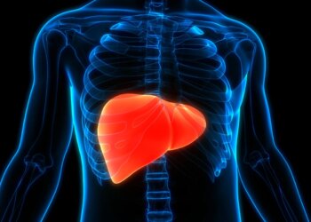 Hepatologista explica como suplementos de cúrcuma afetam o fígado
