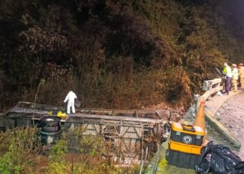 Acidente com ônibus deixa pelo menos 14 mortos no Equador