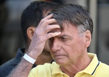 Médicos indicam a possibilidade de mais uma cirurgia em Bolsonaro