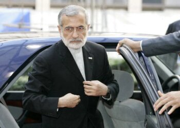 Ex-chanceler do Irã morre após ser ferido em ataque, diz imprensa iraniana