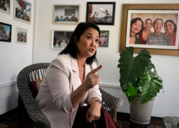 Keiko Fujimori promete expulsão de imigrantes e aproximação com Trump se vencer eleição no Peru