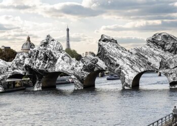 Paris: instalação de arte transformará Pont Neuf em caverna
