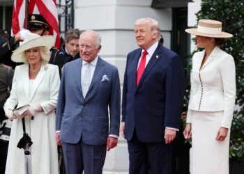 Rainha Camilla usa joias históricas de Elizabeth II em visita oficial aos Estados Unidos