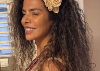 Vanessa da Mata aposta em cabelos longos em novos cliques