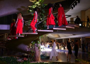 Assista aos desfiles do 1º dia de Metrópoles Catwalk ao vivo