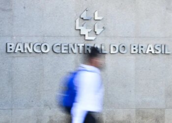 Desfalcado, Copom reduz Selic para 14,5%, a 2ª maior taxa real do mundo