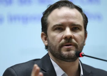Governo anunciará medida para mercado de previsões no Brasil, diz Durigan