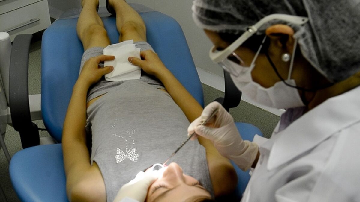 Iniciativa seleciona jovens para tratamento odontológico gratuito